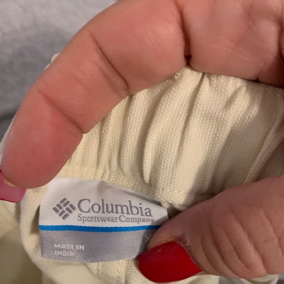 Men’s Columbia shorts white XL - Picture 2 of 2